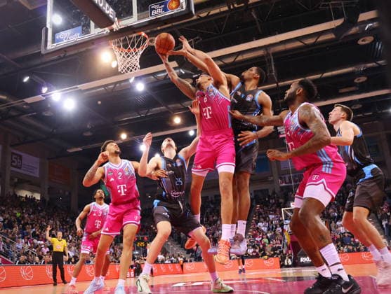 Michael Kessens Telekom Baskets Bonn nach Sieg vs. Science City Jena 19. Speiltag - Saison 2025 26