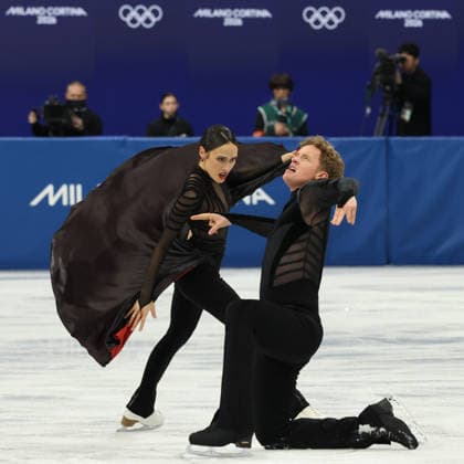 February 7, 2026, Milan, Lombardy, Italy: MADISON CHOCK and EVAN BATES of Team USA perform their Ice Dance Free Dance in the Figure skating, Eiskunstlauf Team Event at the Milano Cortina 2026 Winter Olympic Games, Olympische Spiele, Olympia, OS Milan Italy - ZUMAc179 20260207_oly_c179_054 Copyright: xMickaelxChavetx