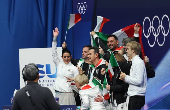 February 7, 2026, Milan, Lombardy, Italy: CHARLENE GUIGNARD and MARCO FABBRI and Team Italy react in the kiss&cry after the Ice Dance Free Dance in the Figure skating, Eiskunstlauf Team Event at the Milano Cortina 2026 Winter Olympic Games, Olympische Spiele, Olympia, OS Milan Italy - ZUMAc179 20260207_oly_c179_169 Copyright: xMickaelxChavetx
