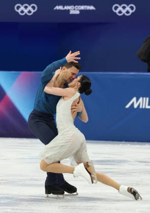 February 7, 2026, Milan, Lombardy, Italy: CHARLENE GUIGNARD and MARCO FABBRI of Team Italy perform their Ice Dance Free Dance in the Figure skating, Eiskunstlauf Team Event at the Milano Cortina 2026 Winter Olympic Games, Olympische Spiele, Olympia, OS Milan Italy - ZUMAc179 20260207_oly_c179_179 Copyright: xMickaelxChavetx