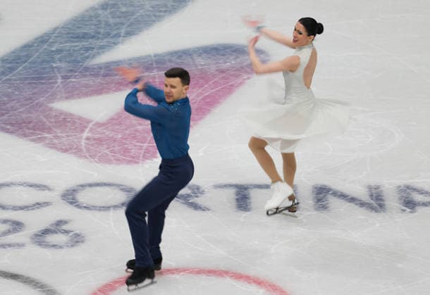 (260208) -- MILAN, Feb. 8, 2026 -- Charlene Guignard (R) Marco Fabbri of Italy perform during the free dance of ice dance skating for Figure skating, Eiskunstlauf team event at the Milan-Cortina 2026 Olympic Winter games, Winterspiele,Spiele, Summer games in Milan, Italy, Feb. 7, 2026. ) (MICO2026)ITALY-MILAN-OLYMPIC WINTER GAMES-FIGURE SKATING TEAM EVENT-ICE DANCE-FREE DANCE XuexYuge 