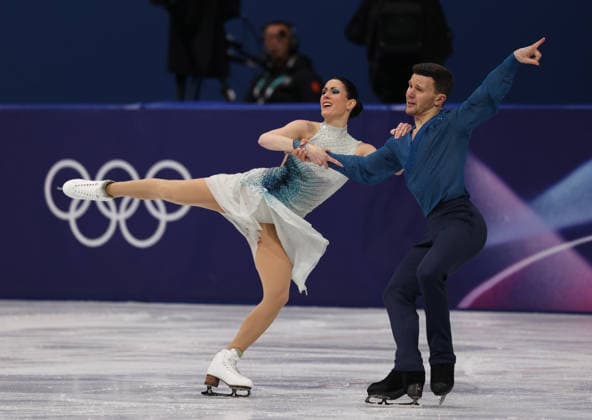 (260208) -- MILAN, Feb. 8, 2026 -- Charlene Guignard (L) Marco Fabbri of Italy perform during the free dance of ice dance skating for Figure skating, Eiskunstlauf team event at the Milan-Cortina 2026 Olympic Winter games, Winterspiele,Spiele, Summer games in Milan, Italy, Feb. 7, 2026. ) (MICO2026)ITALY-MILAN-OLYMPIC WINTER GAMES-FIGURE SKATING TEAM EVENT-ICE DANCE-FREE DANCE ChenxYichen 