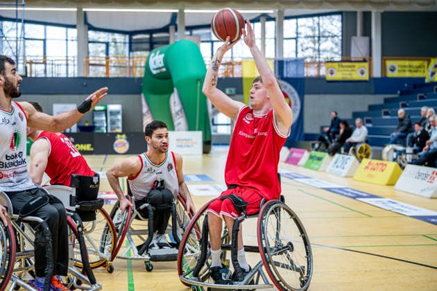 IWBF ChampionsCup; RBC Köln 99ers - BBK Bidaideak Bilbao, 08.02.26 Jack Long (Köln 99ers, 11), Pablo Lavandeira (BBK Bidaideak Bilbao, 21), Maunuel Lorenzo (BBK Bidaideak Bilbao, 7) IWBF ChampionsCup; RBC Köln 99ers - BBK Bidaideak Bilbao: Wetzlar, 08.02.26 Copyright: xBEAUTIFULxSPORTS Roeczeyx