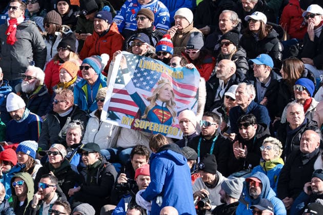 Supporters of Lindsey Vonn (USA) during the Olympic Winter games, Winterspiele,Spiele, Summer games Milano-Cortina 2026, Alpine Skiing Women s Downhill on February 08, 2026 at Tofane Alpine Skiing Centre in Cortina d Ampezzo, Italy  Copyright: xLucianoxMariaxBisi IPAxSportx xipa-agency.netx xx IPA_71122414 IPA_Agency_IPA71122414