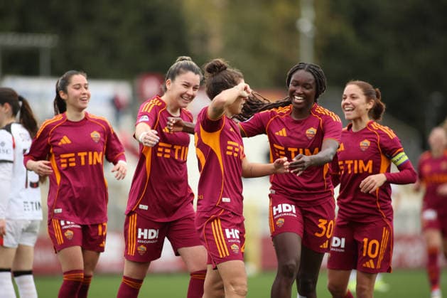 Valentina Bergamaschi scores the goal for 1-0 during of A.S. Roma Femminile the Serie A Women Athora 13th day between A.S. Roma Femminile vs A.C. Milan S.P.A. , 08 February 2026 at the Tre Fontane Stadium, Roma Italy.  Copyright: xMatteoxCassoni IPAxSportx xipa-agency.netx xx IPA_71126044 IPA_Agency_IPA71126044