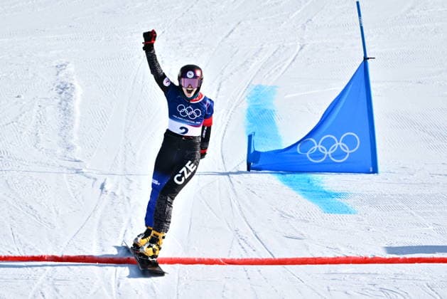 XXV Winter Olympic Games, Olympische Spiele, Olympia, OS Snowboarding - Women s Parallel Giant Slalom,1 8 Finals, February 8, 2026, Livigno. Zuzana Maderova from Czechia. (CTKxPhoto DavidxTanecek) CTKPhotoP2026020803612  CTKPhotoP2026020803612