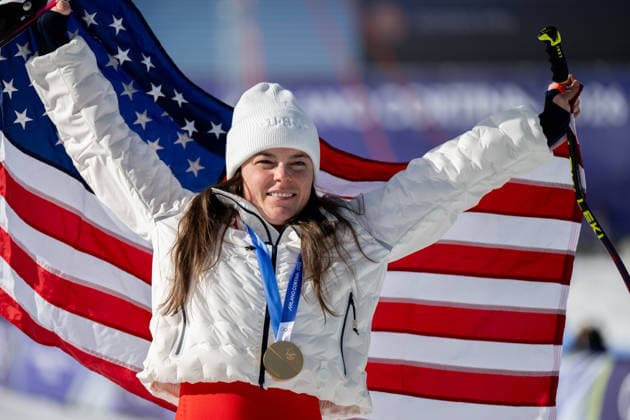 260208 Breezy Johnson of USA celebrates during the medal ceremony after women s alpine skiing downhill during day 2 of the 2026 Winter Olympics on February 8, 2026 in Cortina. Photo: Jon Olav Nesvold BILDBYRAN COP 217 JM0784 bbeng alpint alpine skiing Olympic Games, Olympische Spiele, Olympia, OS olympics winter olympics os ol olympiska spel vinter-os olympiske leker milano cortina 2026 milan cortina 2026 milano cortina 2026 olympic games milano cortina 2026 winter olympic games milano cortina-os milano cortina-ol vinter-ol störtlopp downhill dam jubel *** 260208 Breezy Johnson of USA celebrates during the medal ceremony after women s alpine skiing downhill during day 2 of the 2026 Winter Olympics on February 8, 2026 in Cortina Photo Jon Olav Nesvold BILDBYRAN COP 217 JM0784 bbeng alpine alpine skiing olympic games olympics winter olympics os ol olympiska spel vinter os olympiske leker milano cortina 2026 milan cortina 2026 milano cortina 2026 olympic games milano cortina 2026 winter olympic games milano cortina os milano cortina ol vinter ol störtlopp downhill dam jubel  Copyright: JONxOLAVxNESVOLD BB260208JE025