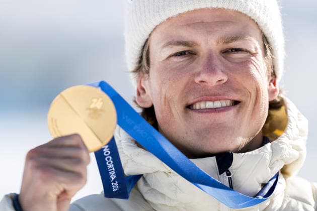 260208 Johannes Hosflot Klaebo of Norway celebrates with his gold medal on the podium after the men s 20 km cross-country skiing skiathlon during day 2 of the 2026 Winter Olympics on February 8, 2026 in Val di Fiemme. Photo: Maxim Thore BILDBYRAN kod MT MT0964 skidor cross-country skiing langrenn Olympic Games, Olympische Spiele, Olympia, OS olympics winter olympics os ol olympiska spel vinter-os olympiske leker milano cortina 2026 milan cortina 2026 milano cortina 2026 olympic games milano cortina 2026 winter olympic games milano cortina-os milano cortina-ol vinter-ol 2 bbeng herr skiathlon frankrike norge jubel *** 260208 Johannes Hosflot Klaebo of Norway celebrates with his gold medal on the podium after the men s 20 km cross country skiing skiathlon during day 2 of the 2026 Winter Olympics on February 8, 2026 in Val di Fiemme Photo Maxim Thore BILDBYRAN kod MT MT0964 skidor cross country skiing langrenn olympic games olympics winter olympics os ol olympiska spel vinter os olympiske leker milano cortina 2026 milan cortina 2026 milano cortina 2026 olympic games milano cortina 2026 winter olympic games milano cortina os milano cortina ol vinter ol 2 bbeng herr skiathlon frankrike norge jubel  Copyright: MAXIMxTHORE BB260208MT070