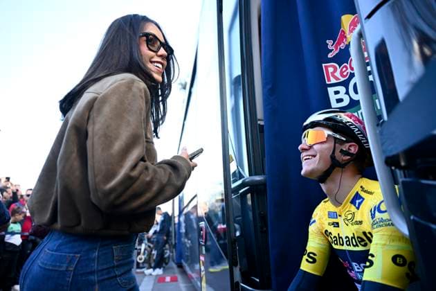 Tour of Valencia 2026 Stage 5 VALENCIA, SPAIN - FEBRUARY 08 : Evenepoel Remco (BEL) of Red Bull BORA Hansgrohe and Oumaima Rayane during stage 5 of the 77th edition of Volta a la Comunitat Valenciana an UCI ProSeries 2.Pro cycling road race stage for Men Elite of 93.8 km with start in Betera and finish in Valencia on February 8, 2026 in Valencia, Spain, 08 02 2026 Valencia Spain  Copyright: xVincentxKalutx