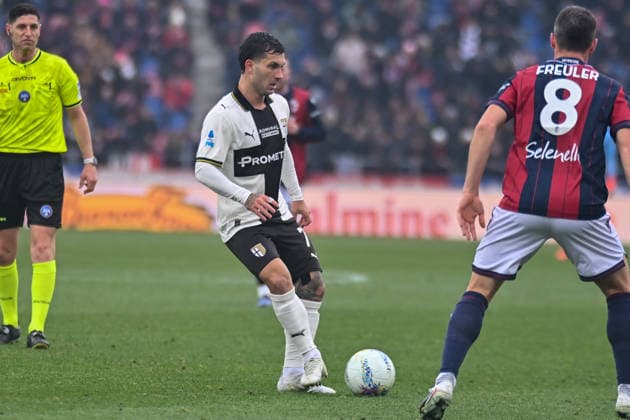 Gabriel Strefezza participates in the Serie A match between Bologna Fc and Parma Calcio at the Renato Dall Ara in Bologna , Italy, on February 8, 2026  Copyright: xAndreaxRosito IPAxSportx xipa-agency.netx xx IPA_71127310 IPA_Agency_IPA71127310