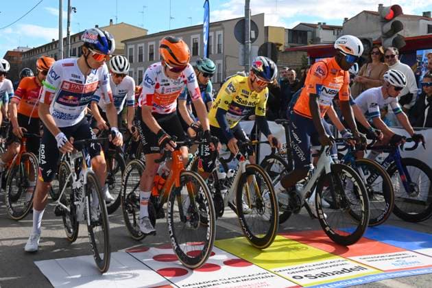 Tour of Valencia 2026 Stage 5 VALENCIA, SPAIN - FEBRUARY 08 : Pellizzari Giulio (ITA) of Red Bull BORA Hansgrohe, Van Der Tuuk Danny (POL) of Euskaltel - Euskadi , Evenepoel Remco (BEL) of Red Bull BORA Hansgrohe, Girmay Biniam (ERI) of NSN Cycling Team during stage 5 of the 77th edition of Volta a la Comunitat Valenciana an UCI ProSeries 2.Pro cycling road race stage for Men Elite of 93.8 km with start in Betera and finish in Valencia on February 8, 2026 in Valencia, Spain, 08 02 2026 Valencia Spain  Copyright: xVincentxKalutx