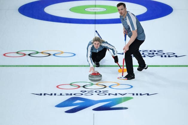 (260208) -- CORTINA D AMPEZZO, Feb. 8, 2026 -- Kristin Skaslien (L) Magnus Nedregotten of Norway compete against Julie Zelingrova Vit Chabicovsky of the Czech Republic during the curling mixed doubles round robin session 10 match of the 2026 Milan-Cortina Winter Olympics in Cortina D Ampezzo, Italy, Feb. 8, 2026. ) (MICO2026)ITALY-CORTINA D AMPEZZO-OLYMPIC Winter games, Winterspiele,Spiele, Summer games CURLING-MIXED DOUBLES-ROUND ROBIN LianxYi 