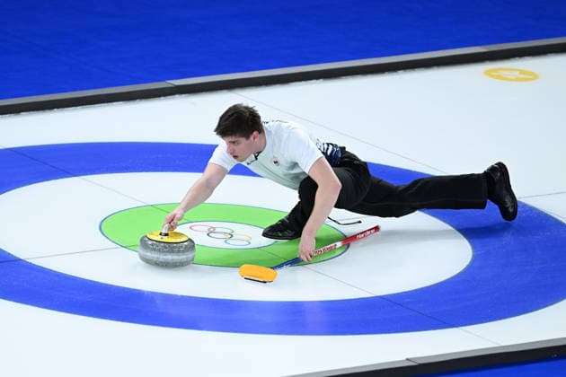 (260208) -- CORTINA D AMPEZZO, Feb. 8, 2026 -- Vit Chabicovsky of the Czech Republic competes against Kristin Skaslien Magnus Nedregotten of Norway during the curling mixed doubles round robin session 10 match of the 2026 Milan-Cortina Winter Olympics in Cortina D Ampezzo, Italy, Feb. 8, 2026. ) (MICO2026)ITALY-CORTINA D AMPEZZO-OLYMPIC Winter games, Winterspiele,Spiele, Summer games CURLING-MIXED DOUBLES-ROUND ROBIN LianxYi 