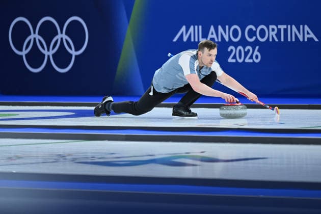 (260208) -- CORTINA D AMPEZZO, Feb. 8, 2026 -- Magnus Nedregotten of Norway competes against Julie Zelingrova Vit Chabicovsky of the Czech Republic during the curling mixed doubles round robin session 10 match of the 2026 Milan-Cortina Winter Olympics in Cortina D Ampezzo, Italy, Feb. 8, 2026. ) (MICO2026)ITALY-CORTINA D AMPEZZO-OLYMPIC Winter games, Winterspiele,Spiele, Summer games CURLING-MIXED DOUBLES-ROUND ROBIN LianxYi 