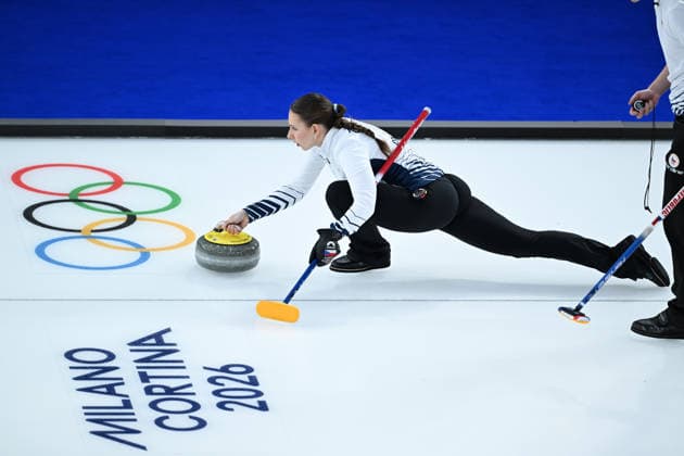 (260208) -- CORTINA D AMPEZZO, Feb. 8, 2026 -- Julie Zelingrova (L) Vit Chabicovsky of the Czech Republic compete against Kristin Skaslien Magnus Nedregotten of Norway during the curling mixed doubles round robin session 10 match of the 2026 Milan-Cortina Winter Olympics in Cortina D Ampezzo, Italy, Feb. 8, 2026. ) (MICO2026)ITALY-CORTINA D AMPEZZO-OLYMPIC Winter games, Winterspiele,Spiele, Summer games CURLING-MIXED DOUBLES-ROUND ROBIN LianxYi 