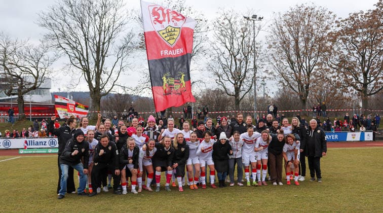 0802.2026, Deutschland, Stuttgart, Fußball 2. Bundesliga, VfB Stuttgart vs. Borussia Mönchengladbach, Mannschaftsfoto VfB-Frauen