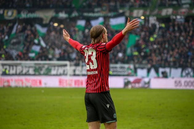 Deutschland: Fussball 2.Bundesliga 2025 26, 21. Spieltag - Hannover 96 vs Holstein Kiel - Heinz von Heiden Arena Stadion (Hannover): Torjubel Stefan Teitur ÃžorÃ°arson Stefan Teitur Thordarson (Hannover 96, 23) Hannover