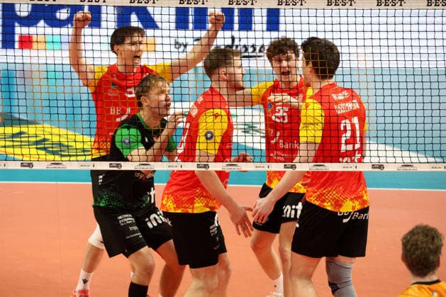 DEU, DVV, 1.VBL, BR Volleys vs. Baden Volleys, 08.02.2026, Max-Schmeling-Halle, Berlin, DEU, DVV, 1.VBL, BR Volleys vs. Baden Volleys, im Bild BADEN VOLLEYS-Spielerkreis
