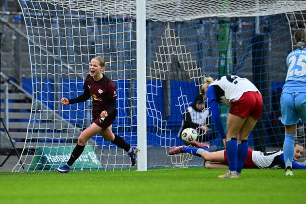 Fußball I Frauen I Saison 2025-2026 I Bundesliga I 17. Spieltag I Hamburger SV - RB Leipzig I 08.02.2026 Jubel, Begeisterung, Enthusiasmus, Euphorie, Freude, Glücksgefühl, Heiterkeit bei: Emilia Asgeirsdottir (8, RB Leipzig) nach ihrem Tor Hamburg Volkspark, Volksparkstadion, Stadion, Volkspark-Stadion Hamburg Deutschland Copyright: xLobeca FelixxSchlikisx