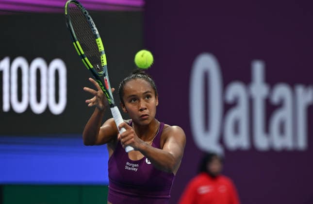 Qatar TotalEnergies Open 2026 - Day One DOHA, QATAR FEBRUARY 8: Leylah Fernandez of Canada is seen in action during the First Round of the tournament against Ann Li of the United States at the Qatar TotalEnergies Open, part of the Hologic WTA, Tennis Damen Tour, at the Khalifa International Tennis and Squash Complex, in Doha, Qatar, February 8, 2026. Doha Qatar  Copyright: xArturxWidakx originalFilename:widak-qatartot260208_npVfC.jpg