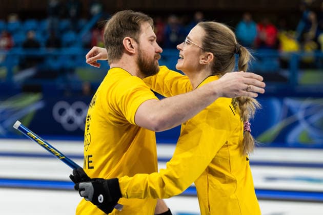 260208 Rasmus Wrana and Isabella Wrana celebrate after winning a round robin mixed doubles curling match between Canada and Sweden during day 2 of the 2026 Winter Olympics on February 8, 2026 in Cortina. Photo: Jon Olav Nesvold BILDBYRAN COP 217 JE0112 curling Olympic Games, Olympische Spiele, Olympia, OS olympics winter olympics os ol olympiska spel vinter-os olympiske leker milano cortina 2026 milan cortina 2026 milano cortina 2026 olympic games milano cortina 2026 winter olympic games milano cortina-os milano cortina-ol vinter-ol 2 bbeng jubel *** 260208 Rasmus Wrana and Isabella Wrana celebrate after winning a round robin mixed doubles curling match between Canada and Sweden during day 2 of the 2026 Winter Olympics on February 8, 2026 in Cortina Photo Jon Olav Nesvold BILDBYRAN COP 217 JE0112 curling olympic games olympics winter olympics os ol olympiska spel vinter os olympiske leker milano cortina 2026 milan cortina 2026 milano cortina 2026 olympic games milano cortina 2026 winter olympic games milano cortina os milano cortina ol vinter ol 2 bbeng jubel  Copyright: JONxOLAVxNESVOLD BB260208JE046
