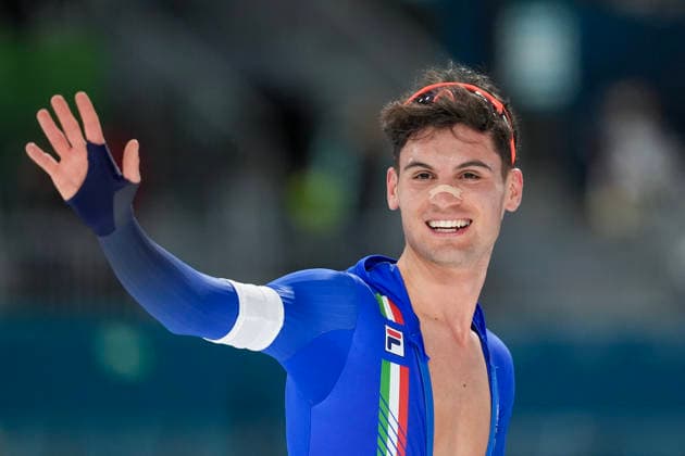2026-02-08 - Milano Cortina 2026 Winter Olympics 5000m Men MILAN, ITALY - FEBRUARY 8: Riccardo Lorello of Italy during the 5000m Men on day 3 of the Milano Cortina 2026 Winter Olympics at the Milano Speed skating, Eisschnelllauf Arena on February 8, 2026 in Milan, Italy Milan Milano Speed Skating Arena Italy Content not available for redistribution in The Netherlands directly or indirectly through any third parties. Copyright: xAndrexWeeningx