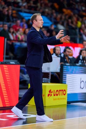 Jaques Schneider (Gladiators Trier, Head Coach) gestikuliert GER, ratiopharm ulm vs. Gladiators Trier, Basketball, 21. Spieltag, EasyCredit Bundesliga, Spielzeit 2025 2026, 08.02.2026 GER, ratiopharm ulm vs. Gladiators Trier, Basketball, 21. Spieltag, EasyCredit Bundesliga, Spielzeit 2025 2026, 08.02.2026 Neu-Ulm Copyright: xEibner-Pressefoto GeraldxOelze-dexStoppanyx EP_ODS