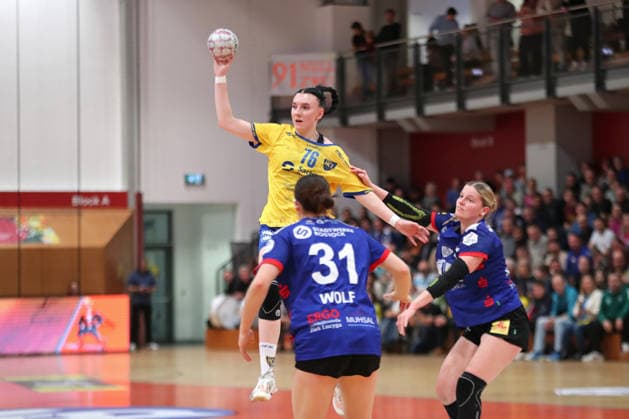 Handball, 2. Alsco HBF: HC Leipzig - Rostocker HC; 08.02.2026 Lisa Lammich (76, HC Leipzig) in der Luft. 2. Alsco Handball Bundesliga Frauen, HBF, Saison 2025 2026, 17. Spieltag: HC Leipzig vs. Rostocker HC am 08.02.2026 in der Sporthalle Brüderstraße Leipzig. Copyright: xBEAUTIFULxSPORTS JanxKaeferx
