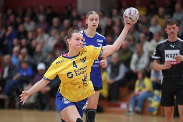 Handball, 2. Alsco HBF: HC Leipzig - Rostocker HC; 08.02.2026 Jana Walther (4, HC Leipzig) wirft einen Siebenmeter. 2. Alsco Handball Bundesliga Frauen, HBF, Saison 2025 2026, 17. Spieltag: HC Leipzig vs. Rostocker HC am 08.02.2026 in der Sporthalle Brüderstraße Leipzig. Copyright: xBEAUTIFULxSPORTS JanxKaeferx