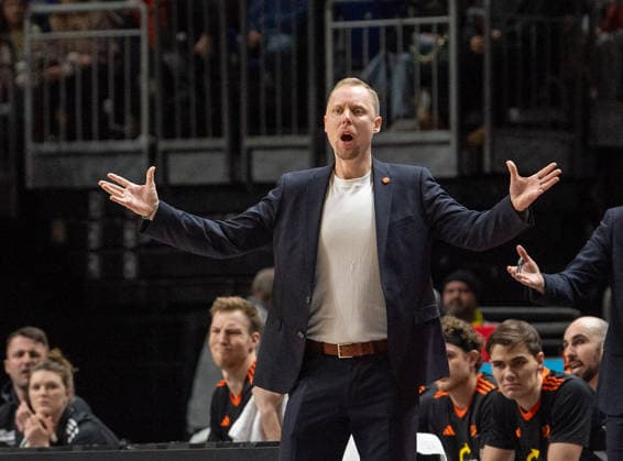 Basketball, Herren, Saison 2025 2026, easyCredit BBL (19. Spieltag), Alba Berlin - RASTA Vechta, Trainer Christian Held (Vechta), 08.02.2026, Copyright: xSebastianxRäppold MatthiasxKochx