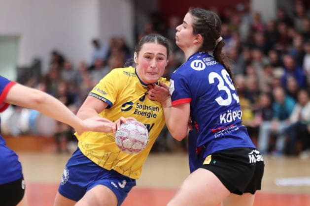 Handball, 2. Alsco HBF: HC Leipzig - Rostocker HC; 08.02.2026 Lara Seidel (3, HC Leipzig) gegen Jette Köppen (39, Rostocker HC). 2. Alsco Handball Bundesliga Frauen, HBF, Saison 2025 2026, 17. Spieltag: HC Leipzig vs. Rostocker HC am 08.02.2026 in der Sporthalle Brüderstraße Leipzig. Copyright: xBEAUTIFULxSPORTS JanxKaeferx