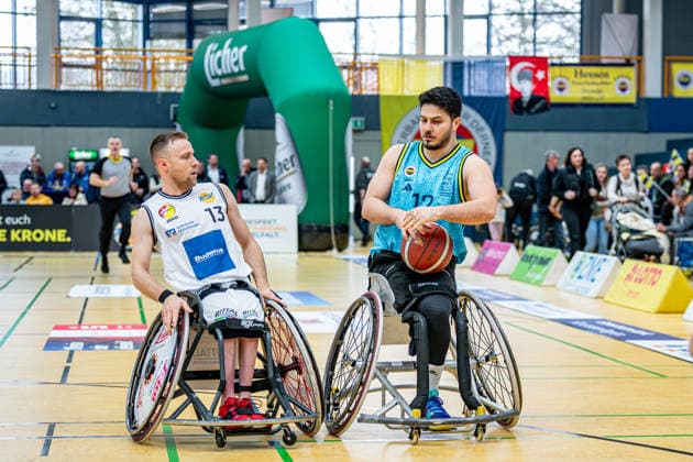 IWBF ChampionsCup; RSV Lahn-Dill - Fenerbahce Istanbul, 08.02.26 Mücahit Günaydin (Fenerbahce Istanbul, 12), Thomas Böhme (RSV Lahn-Dill, 13) IWBF ChampionsCup; RSV Lahn-Dill - Fenerbahce Istanbul: Wetzlar, 08.02.26 Copyright: xBEAUTIFULxSPORTS Roeczeyx
