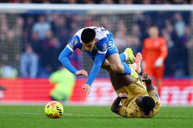 Brighton and Hove, England, 8th February 2026. Diego Gomez of Brighton and Hove Albion and Ismaila Sarr of Crystal Palace challenge for the ball during the Brighton and Hove Albion vs Crystal Palace Premier League match at the AMEX Stadium, Brighton and Hove. Picture credit should read: Paul Terry Sportimage EDITORIAL USE ONLY. No use with unauthorised audio, video, data, fixture lists, club league logos or live services. Online in-match use limited to 120 images, no video emulation. No use in betting, games or single club league player publications. SPI_029_PT_Brighton_Crystal_Palace SPI-4514-0029