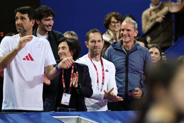 TENNIS : Finale Open Occitanie ATP, Tennis Herren 250 - 08 02 2026 Celebration de l™Ã quipe de Felix AUGER-ALIASSIME (CAN) vainqueur de la finale 2026 de l™Open Occitanie ATP 250 a la Sud de France Arena de Montpellier, le 8 fevrier 2026. MontpellierFrance  Copyright: xValentinaxClaretx
