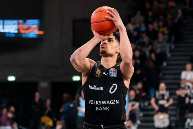 Adrian Worthy (Basketball Loewen Braunschweig, 0) beim Freiwurf, GER, Veolia Towers Hamburg vs Basketball Loewen Braunschweig, Basketball, Bundesliga, Spieltag 19, Saison 2025 2026, 08.02.2026 GER, Veolia Towers Hamburg vs Basketball Loewen Braunschweig, Basketball, Bundesliga, Spieltag 19, Saison 2025 2026, 08.02.2026 Hamburg Copyright: xEibner-Pressefoto MaxxVincenx EP_MVN