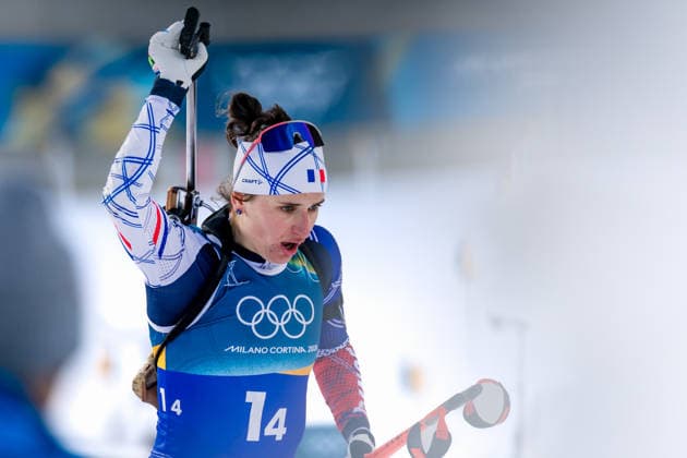 OLYMPICS - Winter Olympic Games, Olympische Spiele, Olympia, OS Milano Cortina 2026 ANTHOLZ,ITALY,08.FEB.26 - OLYMPICS, BIATHLON - Winter Olympic Games Milano Cortina 2026, mixed relay, 4x6km. Image shows Julia Simon (FRA).  GEPAxpictures xMatthiasxTrinkl