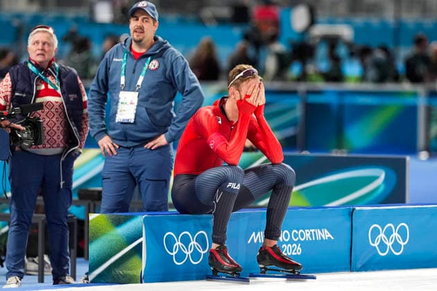2026-02-08 - Milano Cortina 2026 Winter Olympics 5000m Men MILAN, ITALY - FEBRUARY 8: Edel Therese Hoiseth, Jonas Bekken, Sander Eitrem of Norway during the 5000m Men on day 3 of the Milano Cortina 2026 Winter Olympics at the Milano Speed skating, Eisschnelllauf Arena on February 8, 2026 in Milan, Italy Milan Milano Speed Skating Arena Italy Content not available for redistribution in The Netherlands directly or indirectly through any third parties. Copyright: xAndrexWeeningx