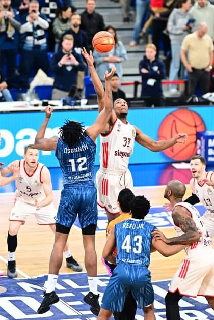 RECORD DATE NOT STATED Szene mit David McCormack (33; FC Bayern Basketball), Vladimir Lucic (11; FC Bayern Basketball), Niels Giffey (5; FC Bayern Basketball), Osun Osunniyi (12; MLP Academics Heidelberg) und Eric Reed Jr. (43; MLP Academics Heidelberg) in Aktion easyCredit BBL: MLP Academics Heidelberg – FC Bayern München Basketball - 08.02.2026 Copyright: xMichaelxGelhardtx