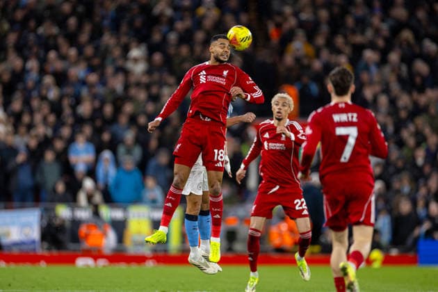 Football - FA Premier League - Liverpool FC v Manchester City FC LIVERPOOL, ENGLAND - Sunday, February 8, 2026: Liverpool s Cody Gakpo heads the ball during the FA Premier League match between Liverpool FC and Manchester City FC at Anfield. (Photo by David Rawcliffe Propaganda) LIVERPOOL Anfield MERSEYSIDE ENGLAND  Copyright: xDavidxRawcliffex P2026-02-08-Liverpool_Man_City-61