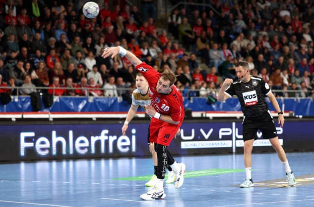 08.02.2026, Deutschland, Bietigheim Handball SG BBM Bietigheim vs. HC Elbflorenz 2006, Tom Wolf (BBM, vorn)