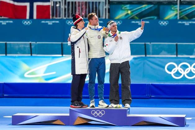 2026-02-08 - Milano Cortina 2026 Winter Olympics Figure skating, Eiskunstlauf Team Event MILAN, ITALY - FEBRUARY 8: Metodej Jilek of Czechia, Sander Eitrem of Norway, Riccardo Lorello of Italy performing in the Figure Skating Team Event Men Single Skating - Short Program during the medal ceremony of the Milano Cortina 2026 Winter Olympics at the Milano Ice Skating Arena on February 8, 2026 in Milan, Italy Milan Milano Ice Skating Arena Italy Content not available for redistribution in The Netherlands directly or indirectly through any third parties. Copyright: xAndrexWeeningx