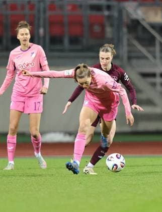 08.02.2026 - Fussball - Saison 2025 2026 - 1. Frauen - Fussball - Bundesliga - 17. Spieltag: 1. FC Nürnberg FCN ( Club ) - TSG 1899 Hoffenheim - Sportfoto Zink DaMa - xdaxmax - Lisann Kaut (4, TSG Hoffenheim ) Nastassja Lein (24, 1. FC Nürnberg FCN )