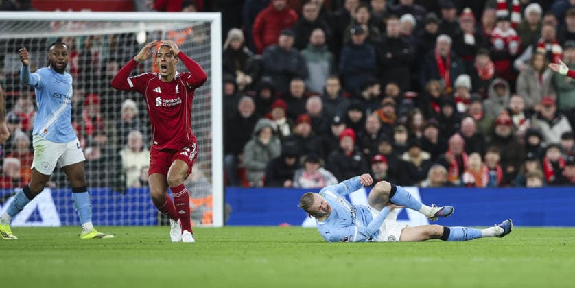 Liverpool v Manchester City, FA Premier League 08.02.26 Liverpool v Manchester City, FA Premier League Bradley Ormesher The Times Virgil van Dijk of Liverpool booked for challange on Erling Haaland of Manchester City  Copyright: xBradleyxOrmesherx NINTCHDBPICT001057460513