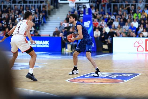 RECORD DATE NOT STATED Szene mit Oscar da Silva (1; FC Bayern Basketball) und Mateo Seric (21; MLP Academics Heidelberg) auf dem Spielfeld easyCredit BBL: MLP Academics Heidelberg – FC Bayern München Basketball - 08.02.2026 Copyright: xMichaelxGelhardtx