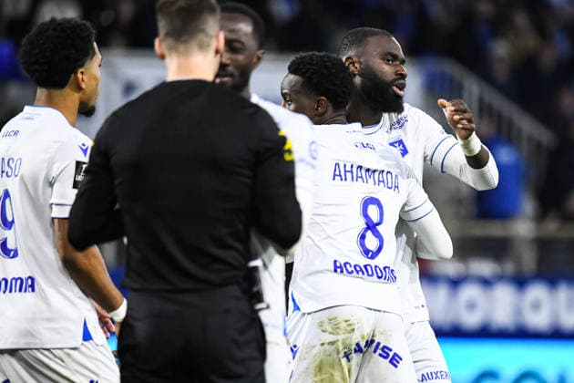 FOOTBALL : AJ Auxerre vs Paris FC - Ligue 1 - JournÃ e 21 - 08 02 2026 Lassine Sinayoko (AJ Auxerre) AuxerreFrance  Copyright: xBaptistexAutissierx