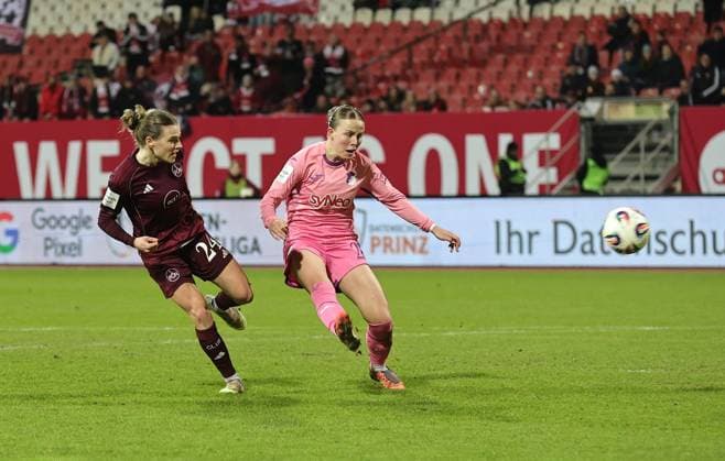 08.02.2026 - Fussball - Saison 2025 2026 - 1. Frauen - Fussball - Bundesliga - 17. Spieltag: 1. FC Nürnberg FCN ( Club ) - TSG 1899 Hoffenheim - Sportfoto Zink DaMa - xdaxmax - Nastassja Lein (24, 1. FC Nürnberg FCN ) mit Torschuss