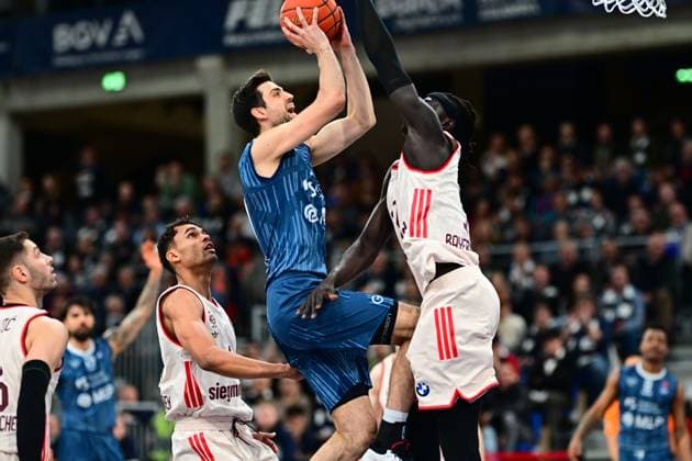 RECORD DATE NOT STATED Spielaktion mit Mateo Seric (21; MLP Academics Heidelberg) beim Wurf, verteidigt von Oscar da Silva (1; FC Bayern Basketball) und Stefan Jovic (16; FC Bayern Basketball) easyCredit BBL: MLP Academics Heidelberg – FC Bayern München Basketball - 08.02.2026 Copyright: xMichaelxGelhardtx
