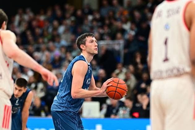 RECORD DATE NOT STATED Spielaktion mit Ryan Mikesell (33; MLP Academics Heidelberg) und Dusan Neskovic (7; MLP Academics Heidelberg) im Vordergrund easyCredit BBL: MLP Academics Heidelberg – FC Bayern München Basketball - 08.02.2026 Copyright: xMichaelxGelhardtx