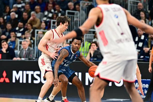 RECORD DATE NOT STATED Szene mit Justinian Jessup (10; FC Bayern Basketball) und DJ Horne (0; MLP Academics Heidelberg) in Aktion easyCredit BBL: MLP Academics Heidelberg – FC Bayern München Basketball - 08.02.2026 Copyright: xMichaelxGelhardtx