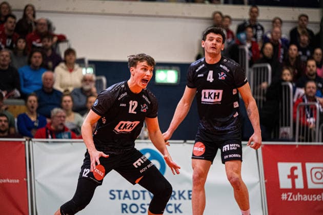 Volleyball I Herren I Saison 2025-2026 I Bundesliga I SV Warnemünde - SVG Lüneburg I 07.02.2026 Santeri Riku Matias Välimaa (12, SVG Lüneburg) jubelt nach Punktgewinn Copyright: xLobeca Björn-OlexKehmx